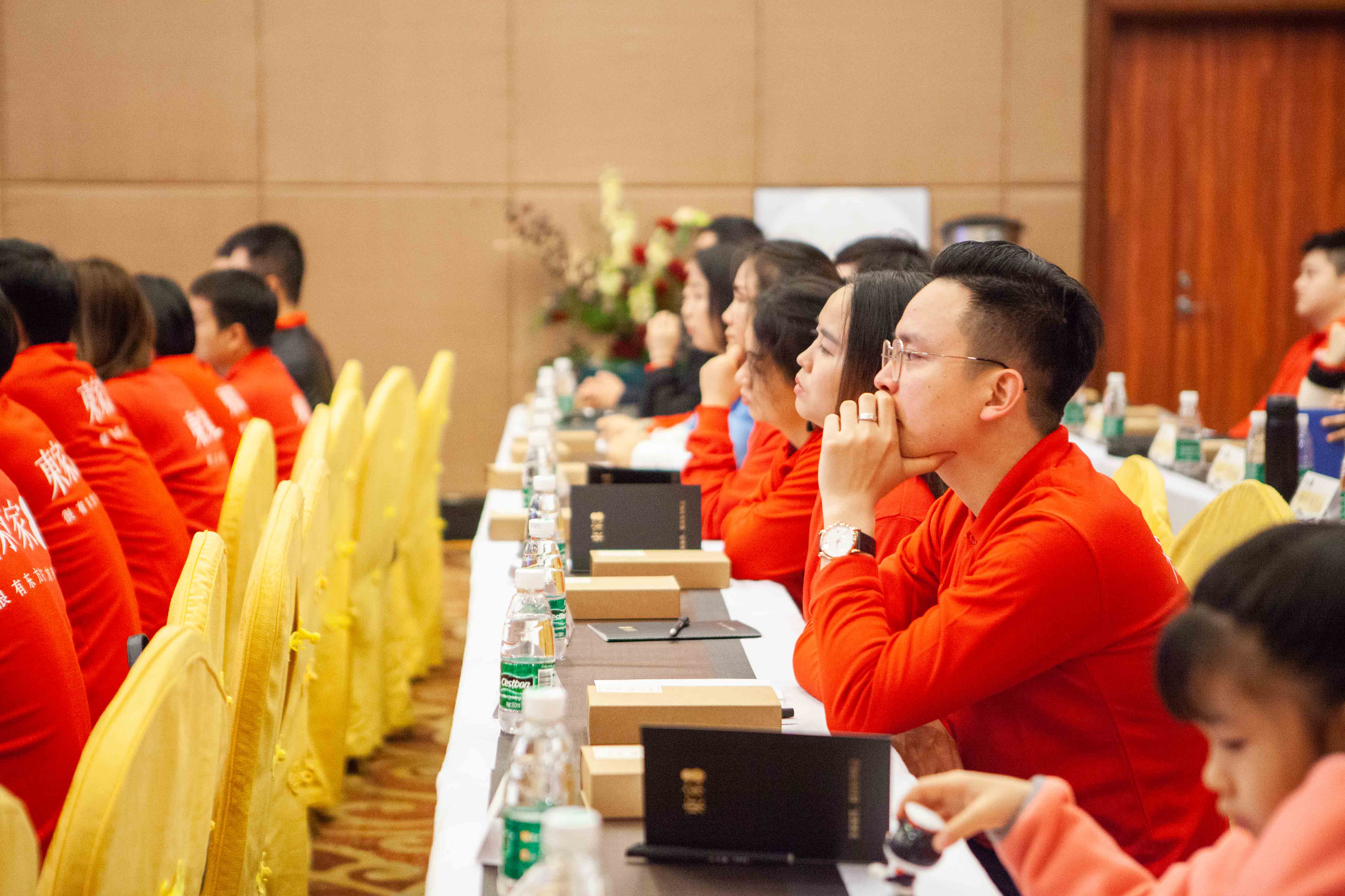 东家年终经销商大会