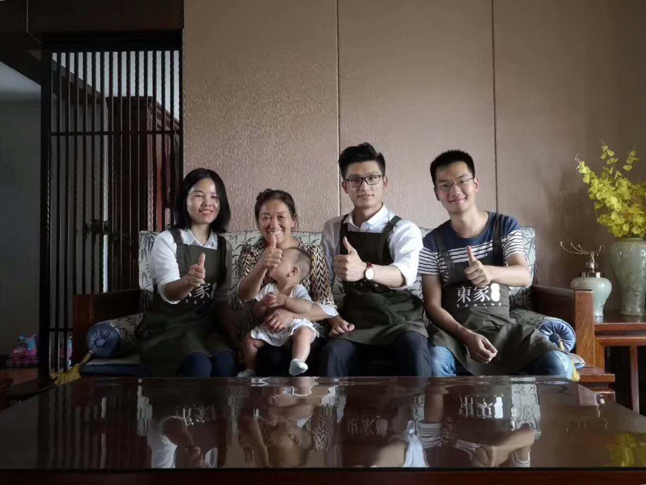 恭喜长沙东家·花梨院子荣获红星美凯龙“2018年半年度品类销售第一”称号