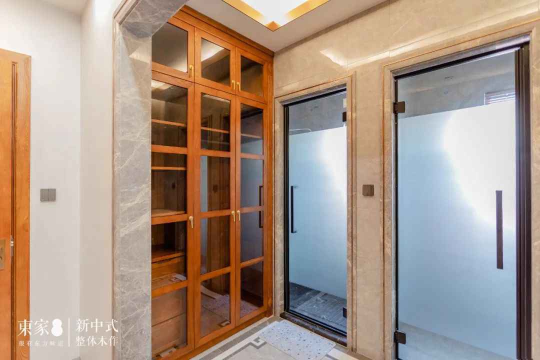 新中式案例 | 480m²联排别墅设计,高级时尚混搭