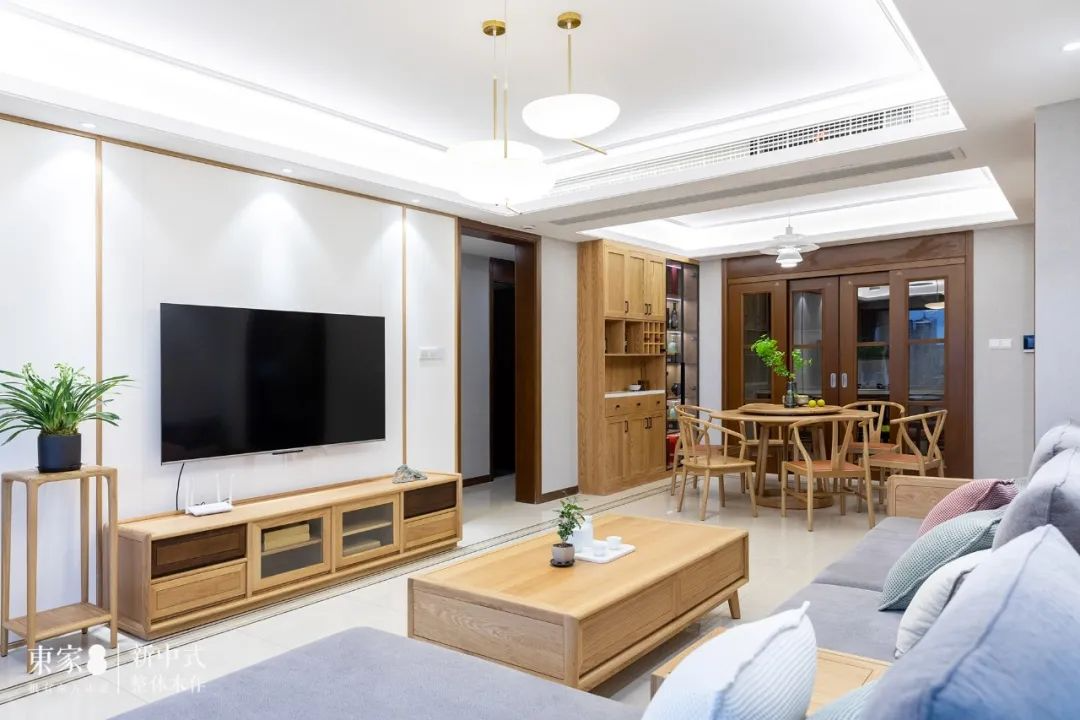 新中式案例 | 130m²精致原木风,开门即惊艳!